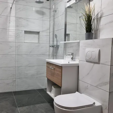 Apartma Termal Catez - Nastanitev Z Vkljucenimi 6-imi Kopalnimi Kartami - 6 Tickets Included Apartment