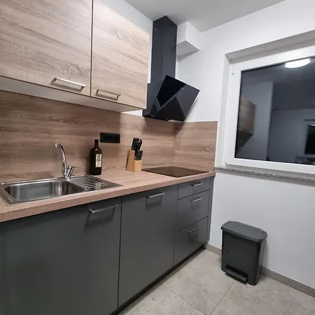 Apartma Termal Catez - Nastanitev Z Vkljucenimi 6-imi Kopalnimi Kartami - 6 Tickets Included Apartamento *